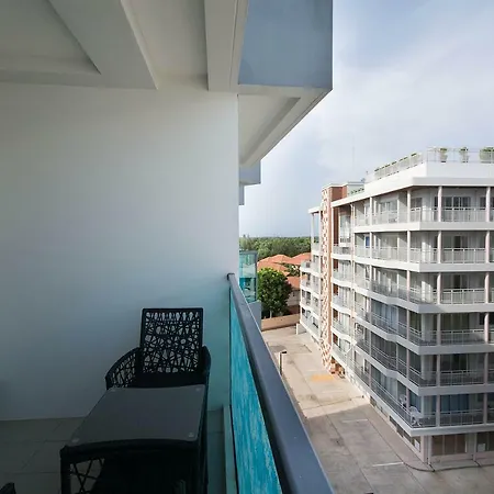 Grandblue Condo By Malai Mae Phim Exterior photo